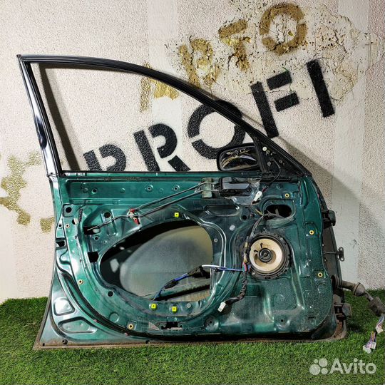 Дверь передняя левая Toyota Avensis (T220) I