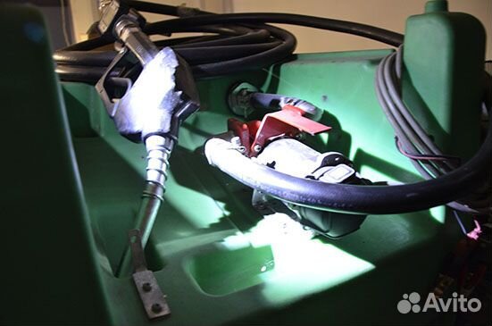 Мини азс(бензин) 220 л., Emiliana Serbatoi, Италия