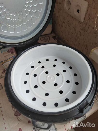 Мультиварка polaris новая