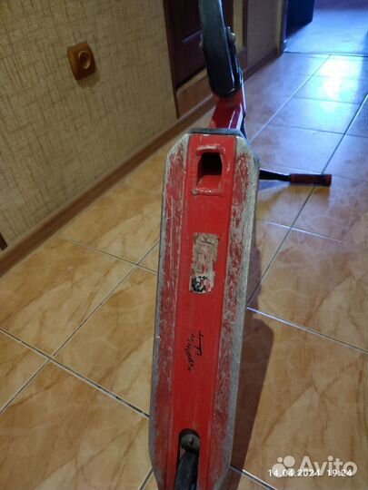 Трюковой самокат Duker101