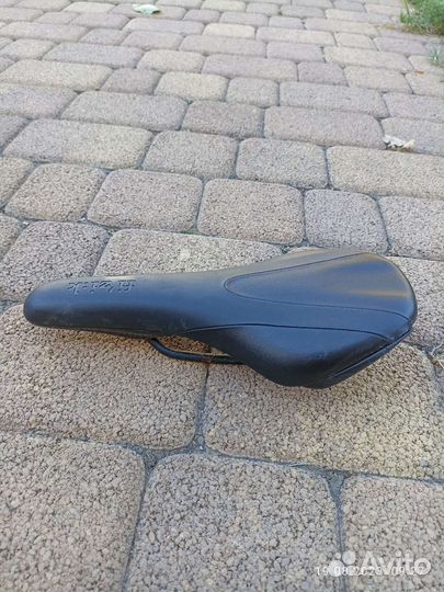 Седло для велосипеда fizik
