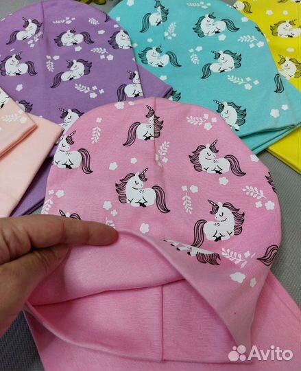 Комплект для девочки шапка и снуд