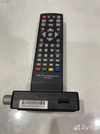 TV приставка DVB T2 iconbit
