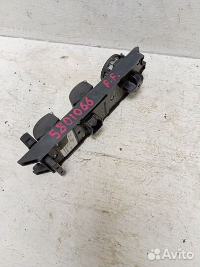 Блок управления стеклоподъемниками и зеркалами AM5