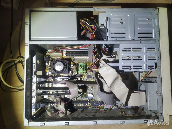 Компьютер старинный из 90