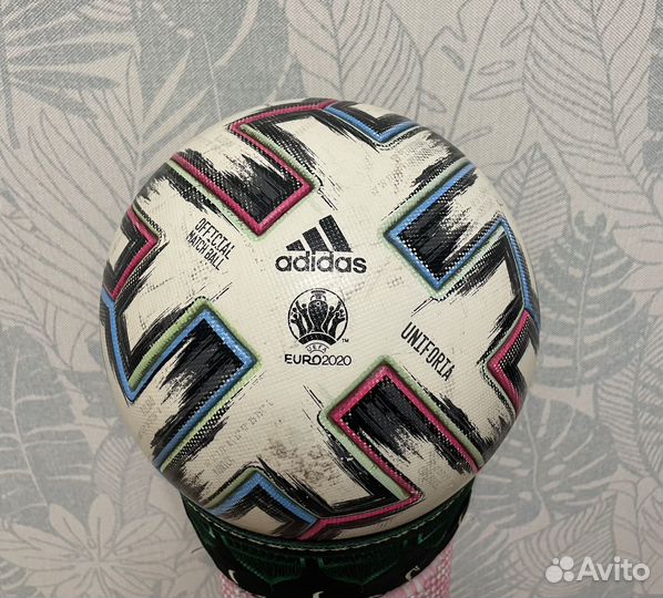 Футбoльный мяч Adidas euro 2020 Unifоriа