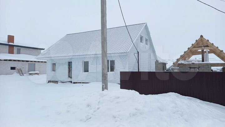 Дом 100 м² на участке 8 сот.