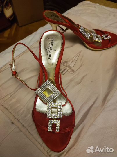 Босоножки женские 38 размер