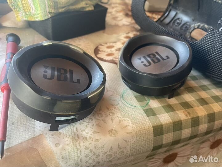 Колонка jbl charge 3