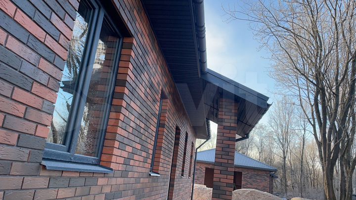 Дом 143 м² на участке 14 сот.