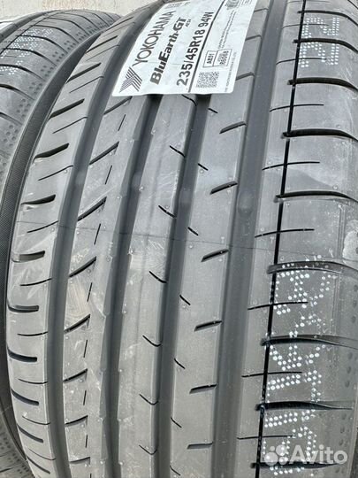 Yokohama BluEarth-GT AE-51 235/45 R18