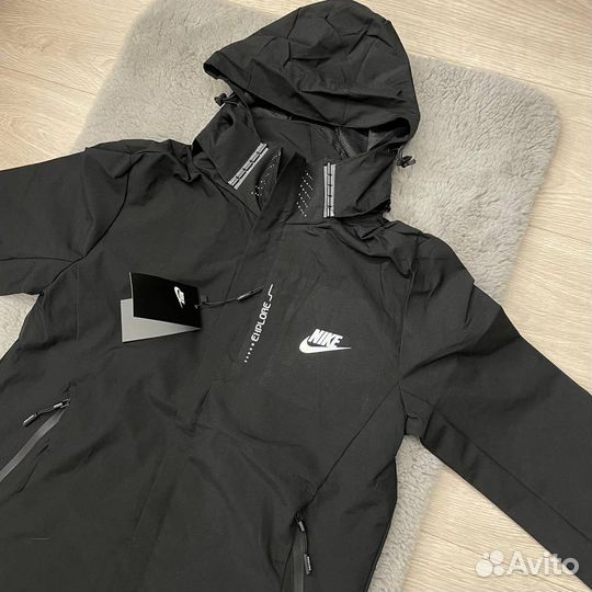 Ветровка nike водоотталкивающая