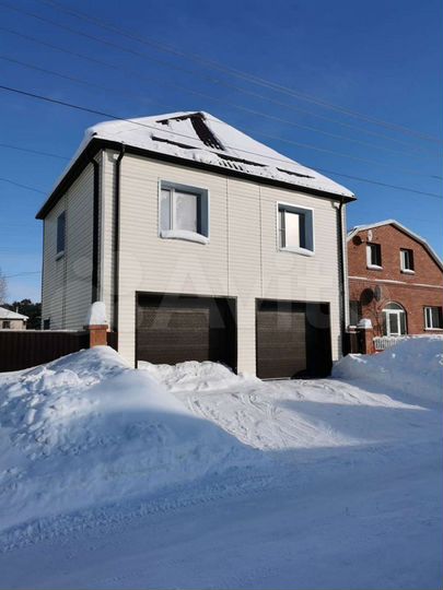 Дом 395 м² на участке 10 сот.