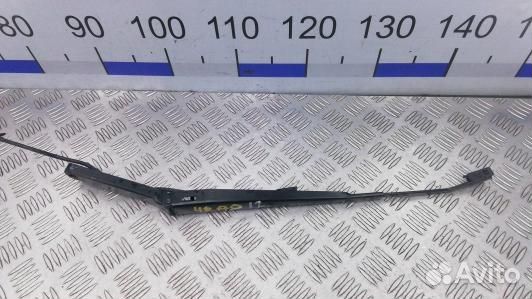 Щеткодержатель лобового стекла cadillac escalade 2