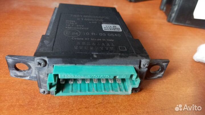 Блок управления дверьми Renault Premium