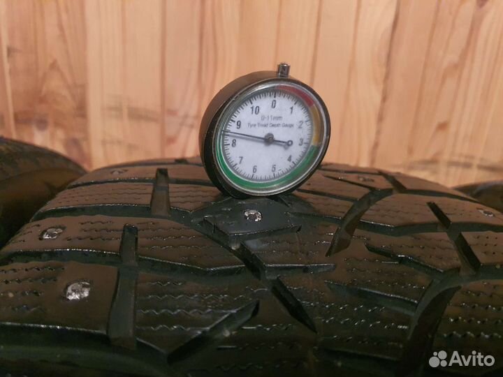Bridgestone Blizzak Spike-02 225/45 R18 и 245/40 R18 97T