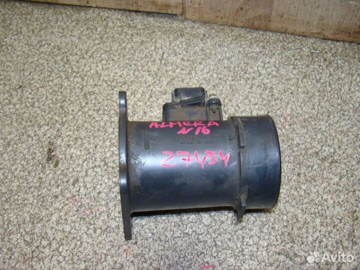 Расходомер воздуха Nissan Almera (N16)