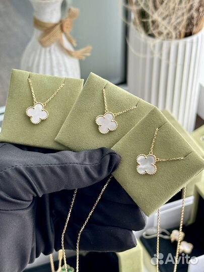 Подвеска Van Cleef & Arpels Vintage Alhambra