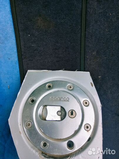 Люк бинзобака