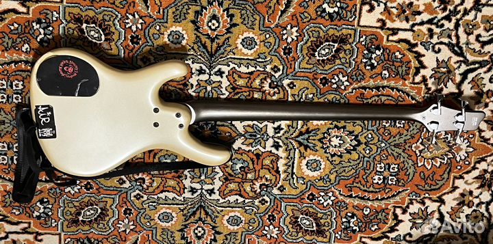 Бас Гитара Ibanez (возможен обмен)