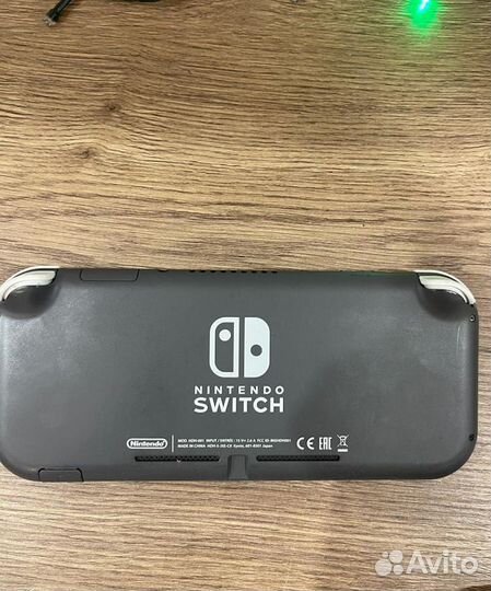 Nintendo Switch Lite, 128 GB, с играми