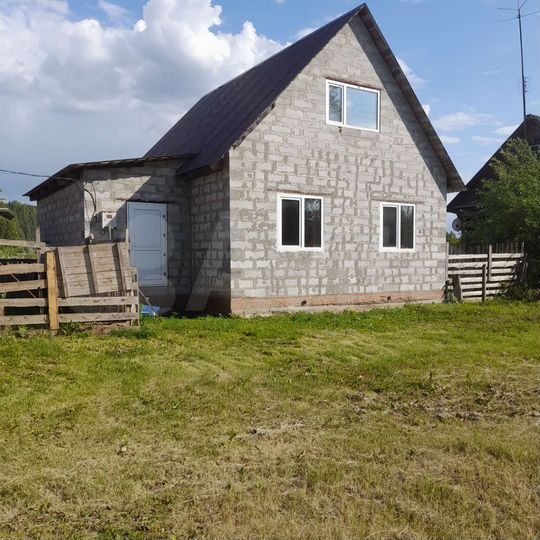 Дом 107 м² на участке 14 сот.