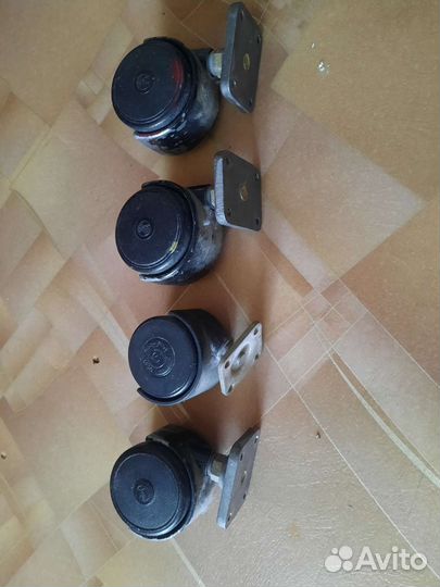 Колесики мебельные