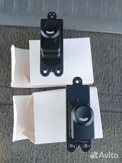 Кнопки стеклоподъемников hyundai I 30