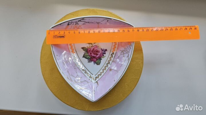 Набор сервировочных тарелок фарфор