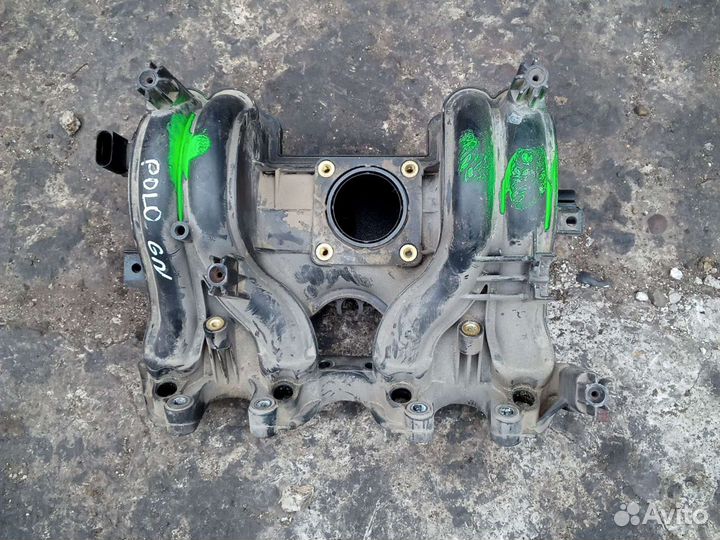 Коллектор впускной VW Polo 6N 1.4 i