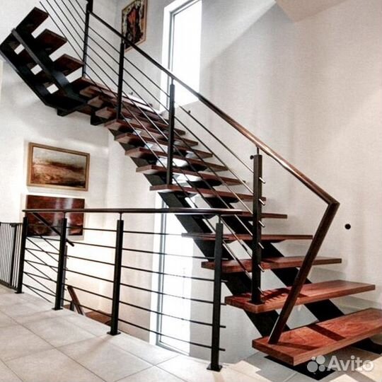 Металлическая лестница дизайн 5505
