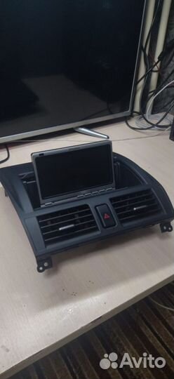 Панель с монитором Мазда 3 бк