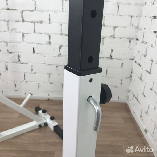 Стойка для штанги: для приседаний и жима лежа