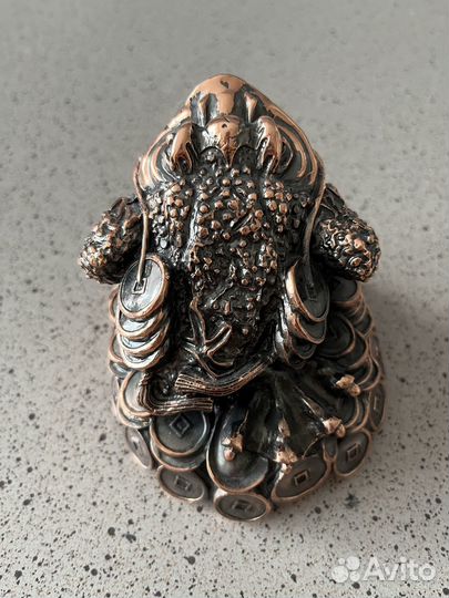 Бронзовые статуэтки разные