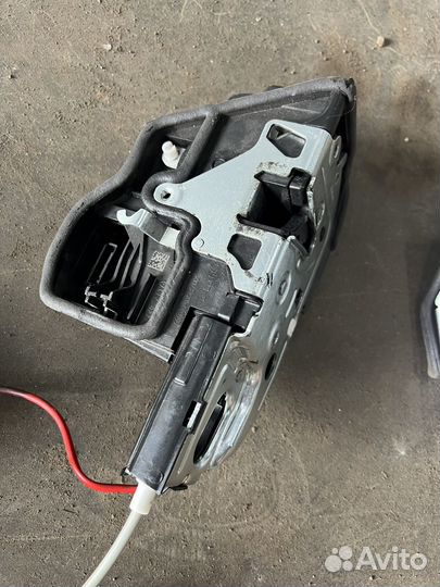 Доводчки дверей bmw e92 f32 f13