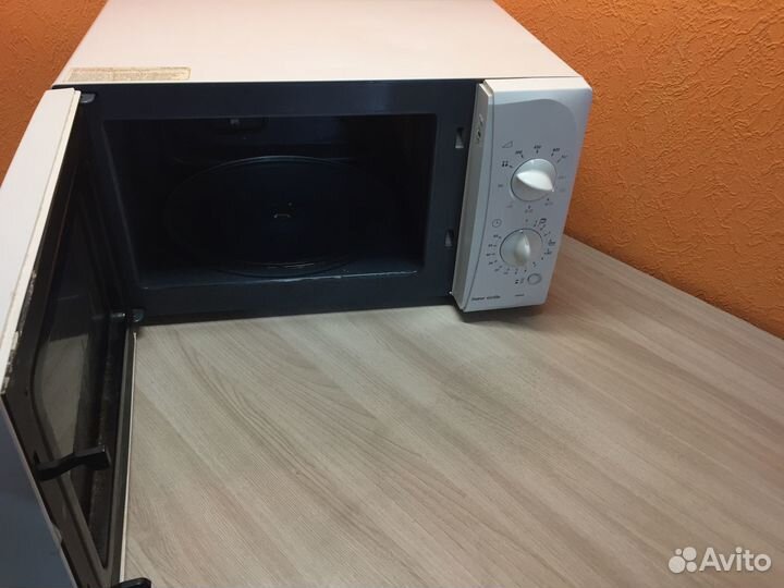 Микроволновая печь Samsung PG81R(к 3226)