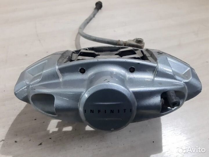 Суппорт задний правый Infiniti FX50 S51 с2008-2013