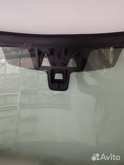 Стекло лобовое Land Rover Range Rover Sport II 5D SUV L494 2014-22 (Vin, дд,2кам. полн.обогр.+молд)