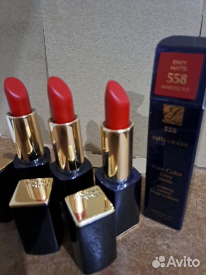 Матовая помада для губ 558. Estee Lauder