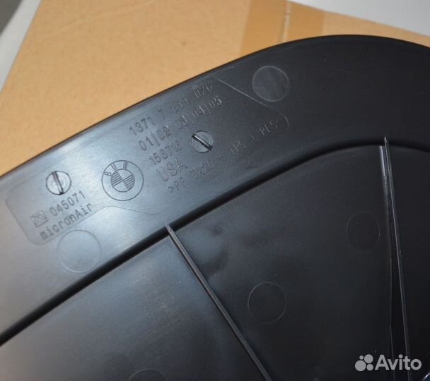 Фильтр воздушный (оригинал) BMW 13717811026