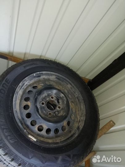 Колеса в сборе r15 зимние 4 100