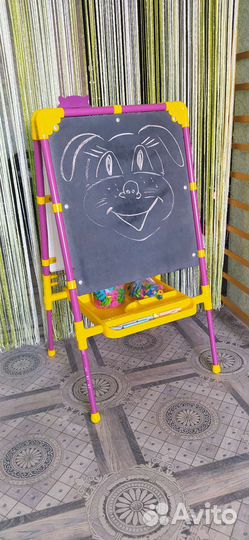 Доска мольберт для развития ребенка