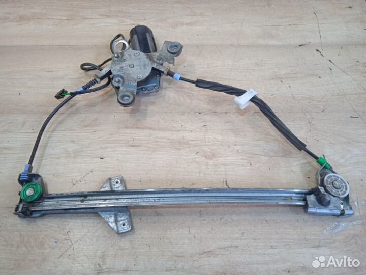 Стеклоподъемник электрический передний левый Audi