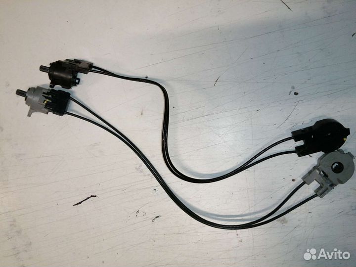 Трос отопителя Ford Focus 2