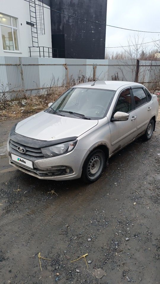 ВАЗ (LADA) Granta: фото владельца