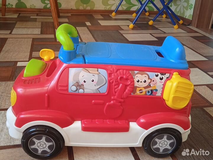 Машинка для малышей