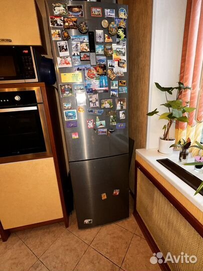 Продам холодильник Samsung