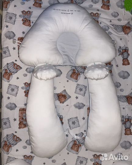 Подушка позиционер для новорожденных