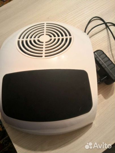 Пылесос для маникюра