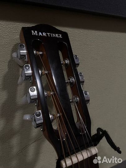 7-струнная акустическая гитара martinez